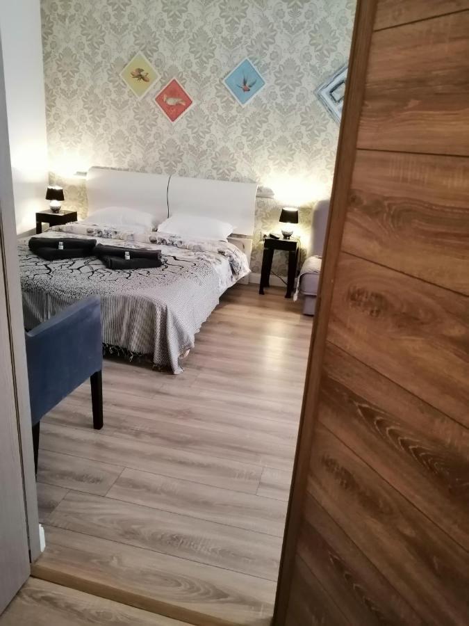 Bizant Boutique Hotell Bacău Exteriör bild